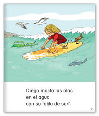 Diego hace surf